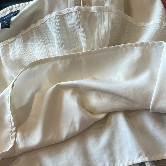 American Eagle Cream Top Size Large - Picture 6 of 9